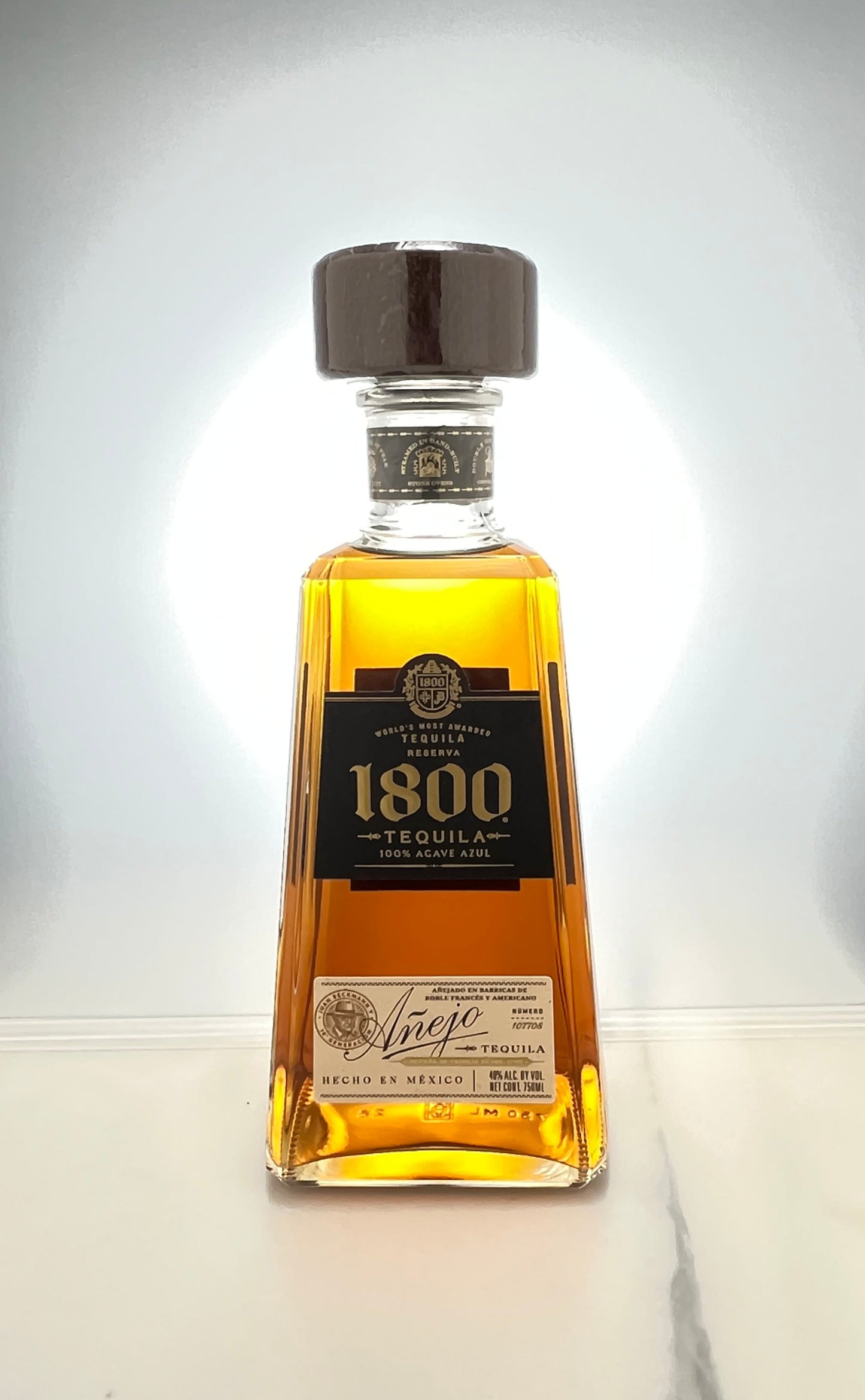 クエルボ 1800 アネホ 750ml【テキーラ】