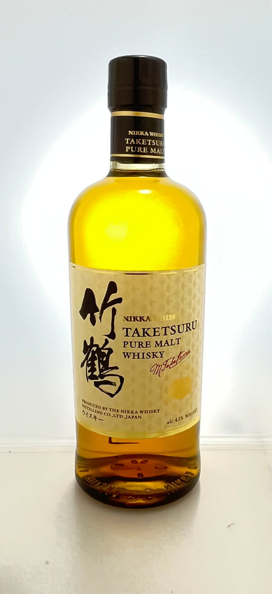 竹鶴ピュアモルト700ml【ジャパニーズウイスキー】