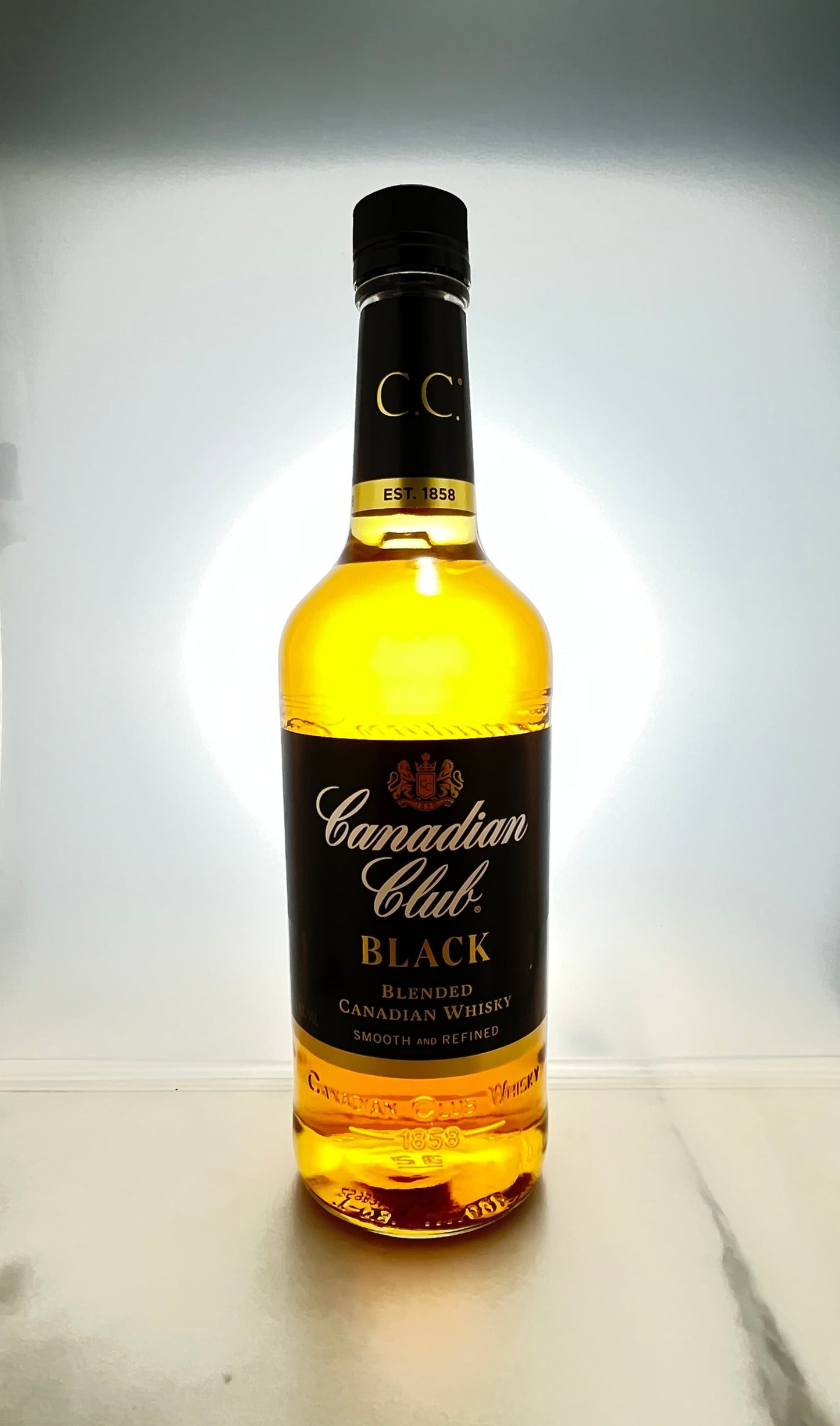 カナディアンクラブ ブラック700ml【カナディアンウイスキー】