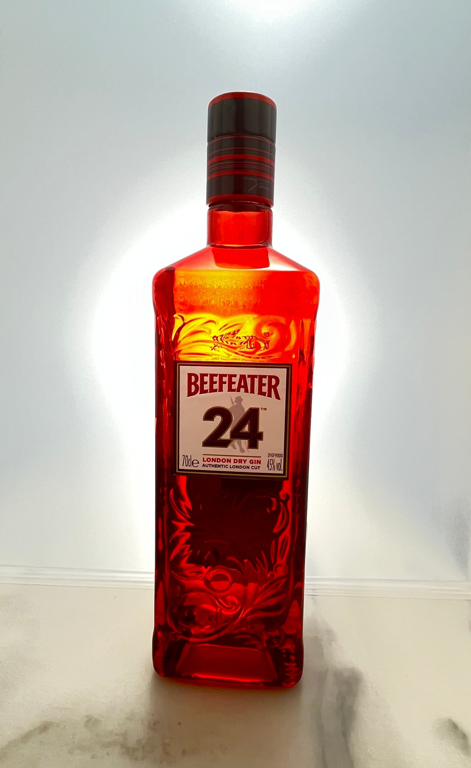 ビーフィータープレミアムロンドンドライジン24 700ml【ジン】 – TOKYO